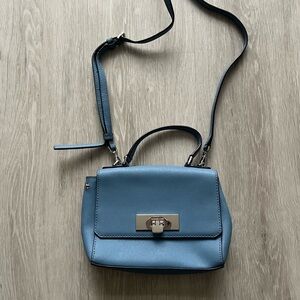 Michael Kors crossbosy bag in blue
